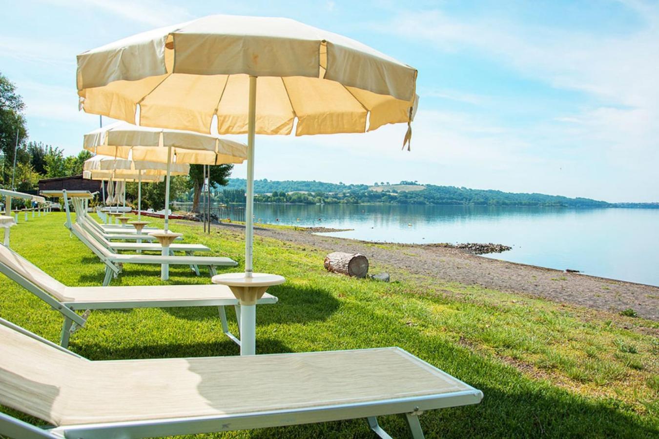 Вилла Casa Paolina Nel Centro Di Bracciano Экстерьер фото