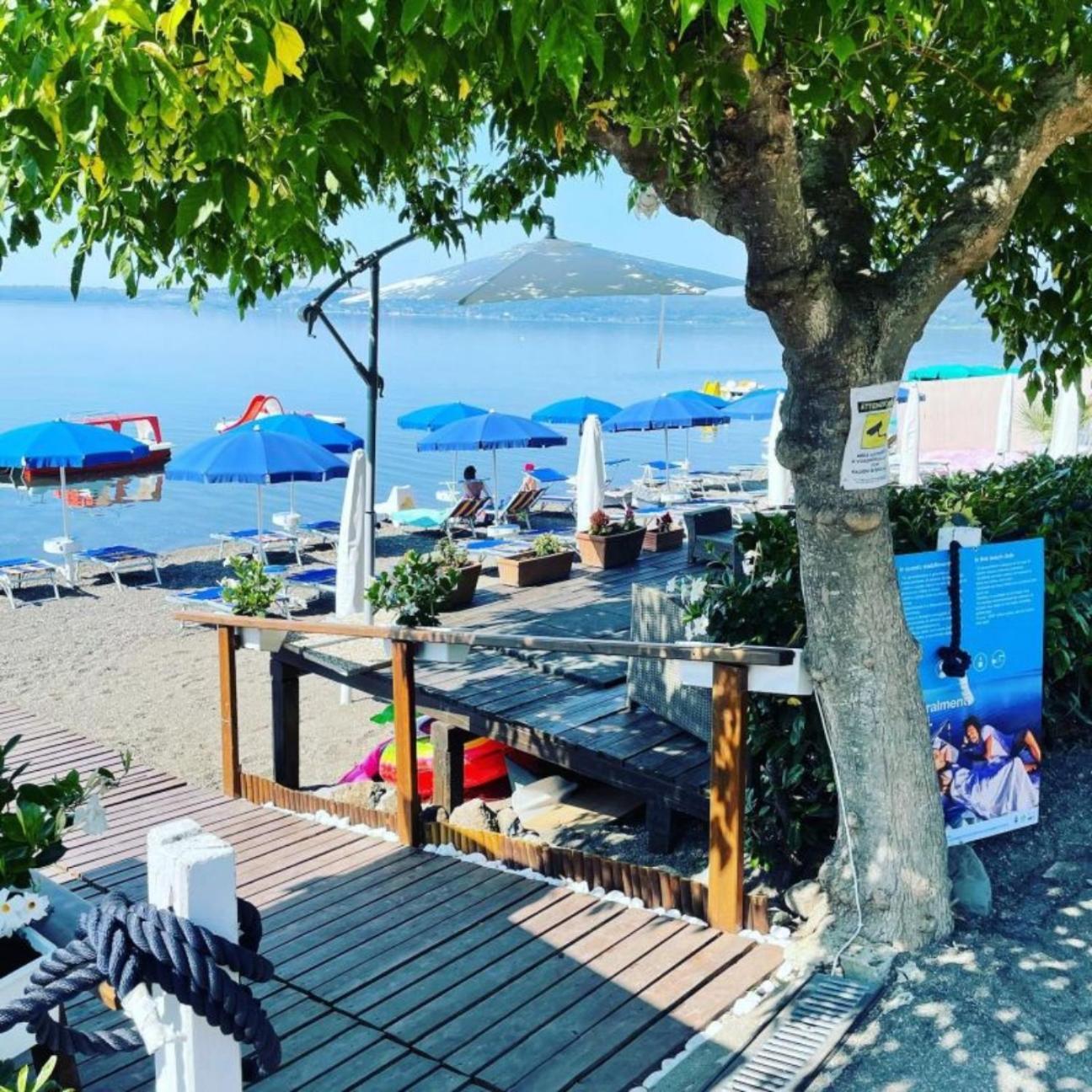 Вилла Casa Paolina Nel Centro Di Bracciano Экстерьер фото